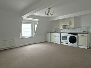 Penthouse Flat- click for photo gallery